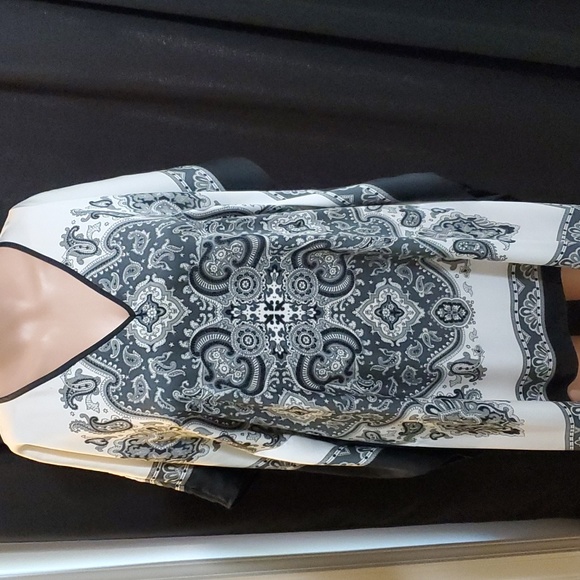 Michael Kors kimono printed blouse size s/m with belt - Picture 6 of 6